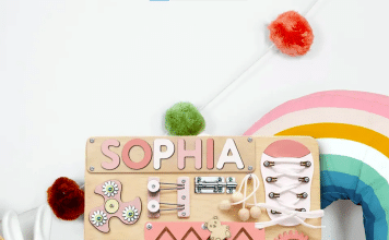 Comment choisir le meilleur jouet éducatif pour votre enfant : focus sur les busy boards