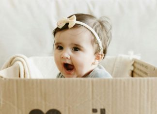 La médaille de baptême : qui se charge de l’offrir et pourquoi ?